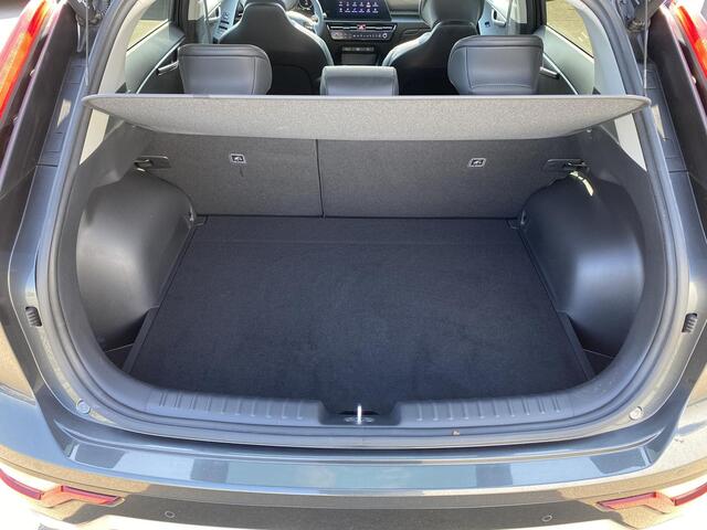 KIA Niro 1.6 GDi Hybrid DynamicPlusLine Nederlandse auto vol luxe! Schuif/kanteldak, Dodehoek detectie, stoel- & stuurverwarming, parkeersensoren, Harman&Kardon audio, navigatie, Apple CarPlay/Android Auto