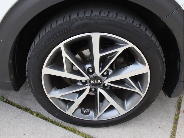 KIA Niro 1.6 GDi Hybrid ExecutiveLine Pano, El. Stoelvw + verk, Camera-Carplay, FULL LED Vol opties!