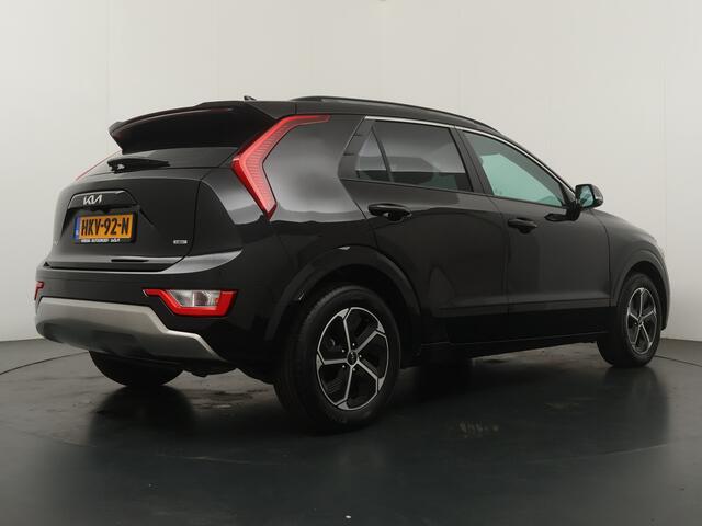 KIA Niro 1.6 GDi Hybrid DynamicLine Navigatie - Achteruitrijcamera - Apple & Android Carplay - Climate Control - Virena zekerheidspakket ¤ 895,-