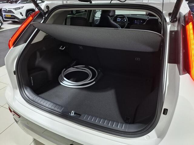 KIA Niro 1.6 GDi PHEV ExecutiveLine Stoel en Stuur verwarming, Schuif kantel dak, Apple Carplay/Android Auto, Navigatie, Camera.