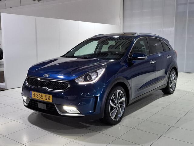 KIA Niro 1.6 GDi Hybrid ExecutiveLine Trekhaak, Stoel en Stuur verwarming, Schuif kantel dak, Apple Carplay/Android Auto, Navigatie, Camera.