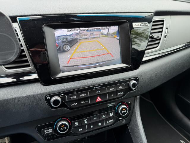KIA Niro 1.6 GDi Hybrid DynamicLine Automaat Navigatie / Carplay / Camera