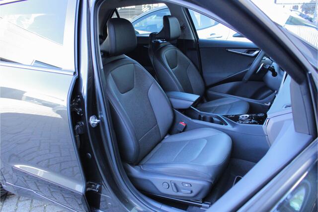 KIA Niro 1.6 GDi PHEV ExecutiveLine |elek stoel/klep|trekhaak|stoelverwarming/ventilatie|H&K|