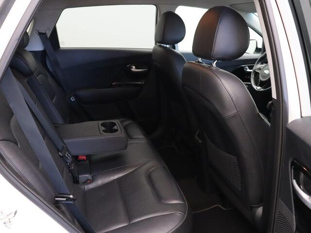 KIA Niro 1.6 GDi Hybrid ExecutiveLine | Trekhaak | Leder | Memory stoelen | Stoel verwarming & koeling | Stuurverwarming | All Season | JBL audio |