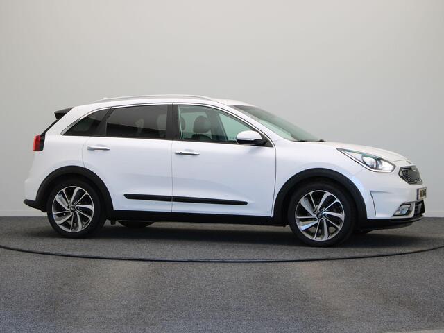 KIA Niro 1.6 GDi Hybrid ExecutiveLine | Trekhaak | Leder | Memory stoelen | Stoel verwarming & koeling | Stuurverwarming | All Season | JBL audio |