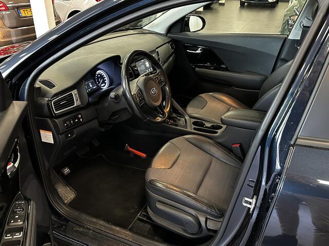 KIA Niro 1.6 GDi Hybrid DynamicLine ,NL auto ,Cruise control ,Achteruitrij camera ,Apple Carplay/Android Auto ,Elektr. inklapbare spiegels ,Elektr. climate control ,Parkeersensoren achter