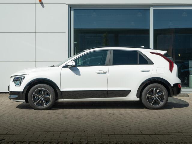 KIA Niro 1.6 GDi Hybrid DynamicPlusLine | Schuif/kantel dak| Stoel en stuurverwarming | Navigatie | Achteruitrijcamera |
