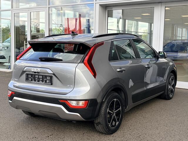 KIA Niro 1.6 GDi Hybrid Edition Navigatie | Keyless Go | Achteruitrijcamera | Climate Control | Cruise Control