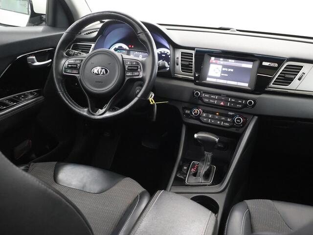 KIA Niro 1.6 GDi Hybrid Design Edition | Trekhaak | Panoramadak | Stoel/Stuurwielverwarming | Navigatie | Climate Control |