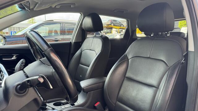 KIA Niro 1.6 GDi PHEV ExecL. | Leer | Camera | Navi