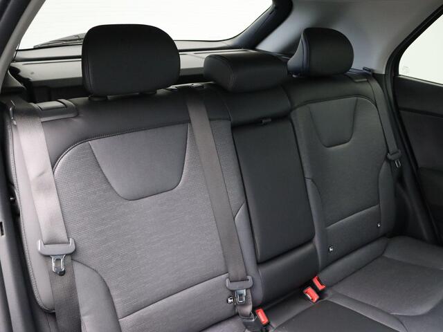 KIA Niro 1.6 GDi Hybrid ExecutiveLine | Schuif/Kanteldak | Stoelverwarming | Head-Up Display | 1e Eigenaar |