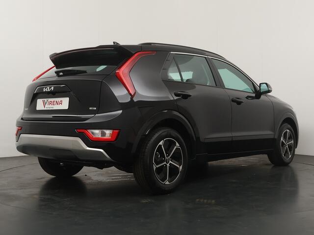KIA Niro 1.6 GDi Hybrid DynamicLine - Demo - Adaptieve cruise control - Navigatie - Keyless entry - Apple Carplay/Android Auto - Achteruitrijcamera - Parkeersensoren voor en achter - Fabrieksgarantie t/m 2033