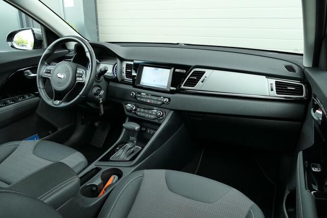 KIA Niro 1.6 GDi Hybrid DynamicLine |Leer|Trekhaak|PDC|Camera!