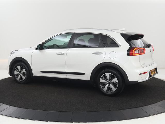 KIA Niro 1.6 GDi Hybrid DynamicLine | Adaptive cruise | Half leder | Carplay | Camera | Navigatie | Climate control | Parkeerhulp | Bluetooth
