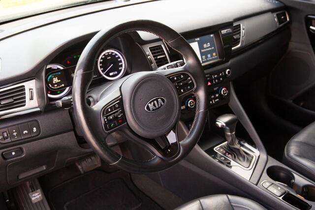 KIA Niro 1.6 GDi Hybrid ExecutiveLine , Trekhaak, Stoel/stuurverwarming,