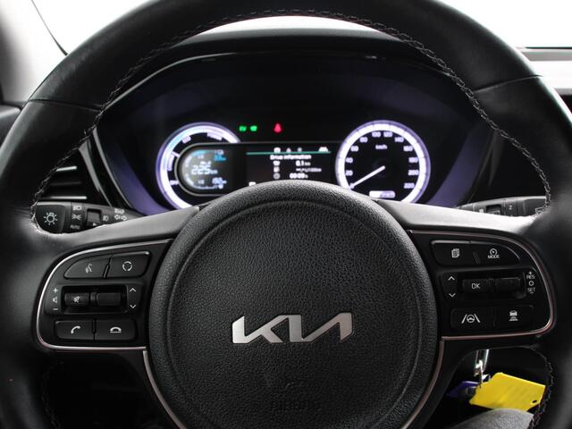KIA Niro 1.6 GDi PHEV Hybrid DynamicPlusLine Climate control Cruise control Lichtmetalen velgen Led Navigatie Parkeersensoren Camera Apple Carplay/ Android auto Trekhaak