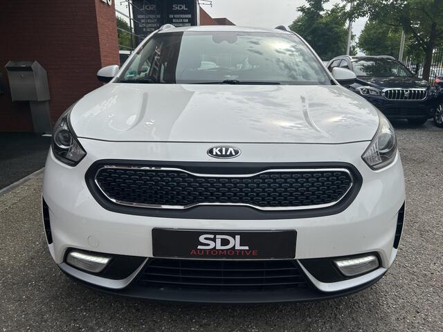KIA Niro 1.6 GDi Hybrid DynamicLine // NAVI + CARPLAY // CAMERA // HALF-LEDER // STOEL + STUURWIELVERWARMING