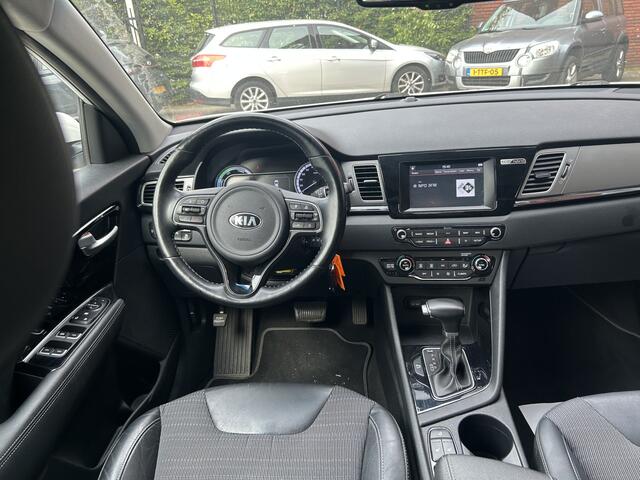 KIA Niro 1.6 GDi Hybrid DynamicLine // NAVI + CARPLAY // CAMERA // HALF-LEDER // STOEL + STUURWIELVERWARMING