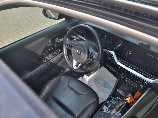 KIA Niro 1.6 GDi PHEV Plug-In-Hybrid ExecutiveLine 10.463km! | Camera | Stoelverwarming/Verkoeling | Schuifdak | Leder | Tot 10Jr. Kia Garantie |