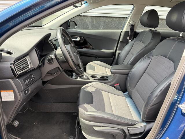 KIA Niro 1.6 GDi Hybrid DynamicLine Trekhaak, Volledig dealeronderhouden, Navigatie, Achteruitrijcamera, Cruise control, Climate control, Parkeersensoren