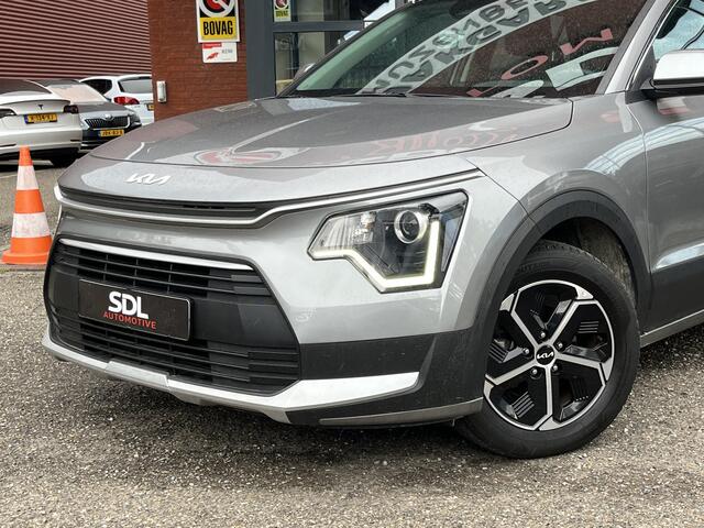 KIA Niro 1.6 GDi Hybrid ComfortLine // NAVI // CLIMA // ADAPTIVE CRUISE // CAMERA // KEY LESS // ALL SEASON BANDEN //