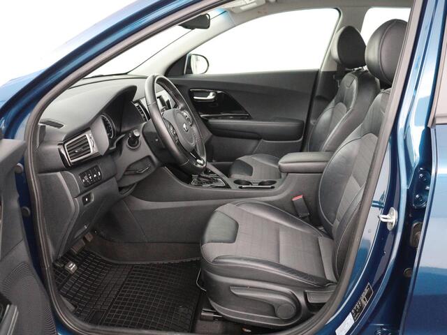 KIA Niro 1.6 GDi Hybrid DynamicLine | Trekhaak | Carplay | Parkeerhulp | Camera | Cruise control | Climate control | Half leder | Navigatie | Bluetooth