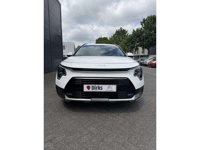 KIA Niro 1.6 GDi Hybrid Dynamic (Stoel-/-stuurverwarming - Camera - Keyless Entry - LED - Adaptieve Cruise Controle - Automatische Airco - Apple Carplay - Navigatie)