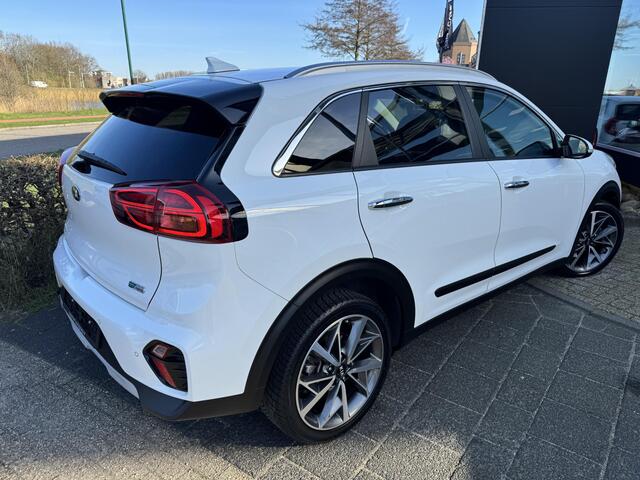KIA Niro 1.6 GDi Hybrid DynamicLine Style Pack 18 Inch, Adaptieve Cruise Control, Draadloos Opladen, Achteruitrijcamera, Enz...
