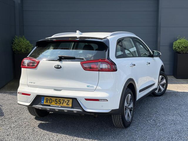 KIA Niro 1.6 GDi Hybrid DynamicLine SOH %100,Carplay,142pk,Camera,Navi,Clima,Cruise,Pdc,Rijstrooksensor,Halfleder,N.A.P,Apk tot 11-2026