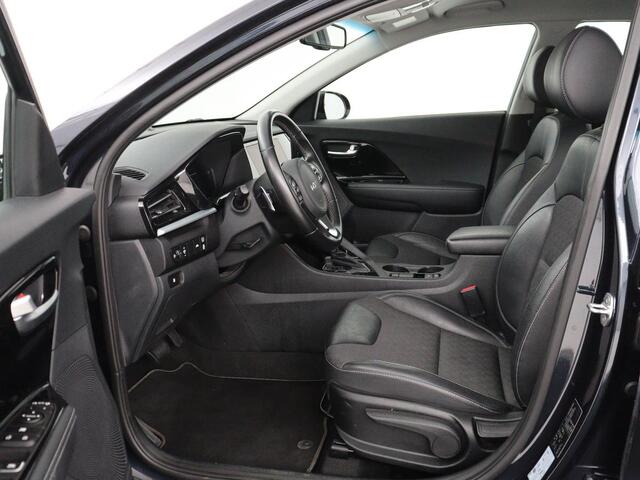 KIA Niro 1.6 GDi Hybrid DynamicLine | Carplay | Camera | Adaptive cruise | Digital cockpit | Half leder | Parkeerhulp | Navigatie | Climate control | DAB