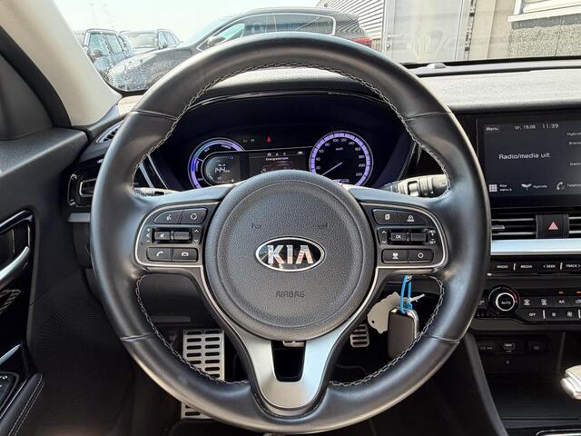 KIA Niro 1.6 GDi Hybrid DynamicLine Apple Carplay en/of Android auto navigatie, Achteruitrijcamera, Privacy glass, Adaptieve cruise control, 18" LMV