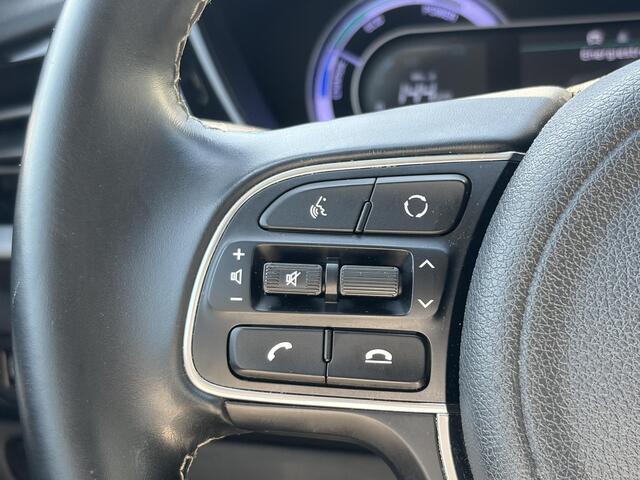 KIA Niro 1.6 GDi Hybrid DynamicLine Apple Carplay en/of Android auto navigatie, Achteruitrijcamera, Privacy glass, Adaptieve cruise control, 18" LMV