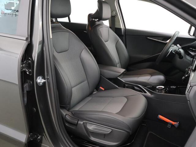 KIA Niro 1.6 GDi Hybrid DynamicLine | Navigatie | DAB | Camera | Apple CarPlay/Android Auto | Stuur/Stoelverwarming | Adaptieve Cruise Control | Ele.kofferdeksel | Rijhulpsysteem |
