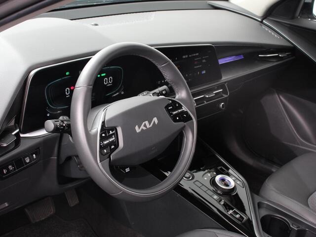 KIA Niro 1.6 GDi Hybrid DynamicLine DEMO ! Navigatie Apple Carplay Android Auto Camera Parkeersensoren Adaptive Cruise Control Dodehoekdetectie Climate Control Lichtmetalen velgen