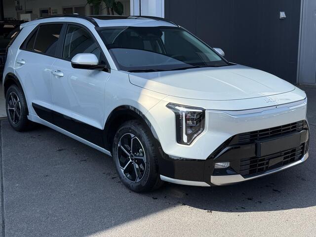 KIA Niro DynamicPlusLine | Rijklaarprijs incl. inruilvoordeel | Binnenkort proef te rijden / vanaf nu te bestellen!! | schuif/kanteldak | Elektrische achterklep | Harman/Kardon