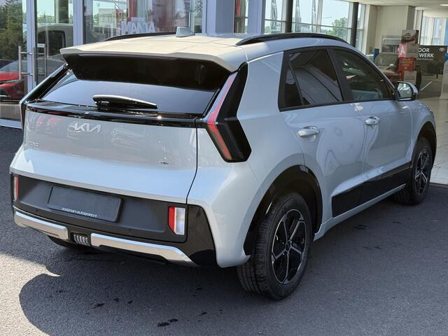 KIA Niro DynamicPlusLine | Rijklaarprijs incl. inruilvoordeel | Binnenkort proef te rijden / vanaf nu te bestellen!! | schuif/kanteldak | Elektrische achterklep | Harman/Kardon