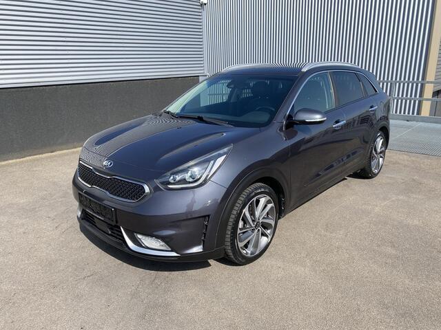 KIA Niro 1.6 GDi Hybrid DynamicPlusLine Navigatie, Apple CarPlay/Android Auto, JBL audio, dodehoek detectie, Elek. verst. bestuurdersstoel, achteruitrij camera, parkeersensoren, draadloze telefoonlader