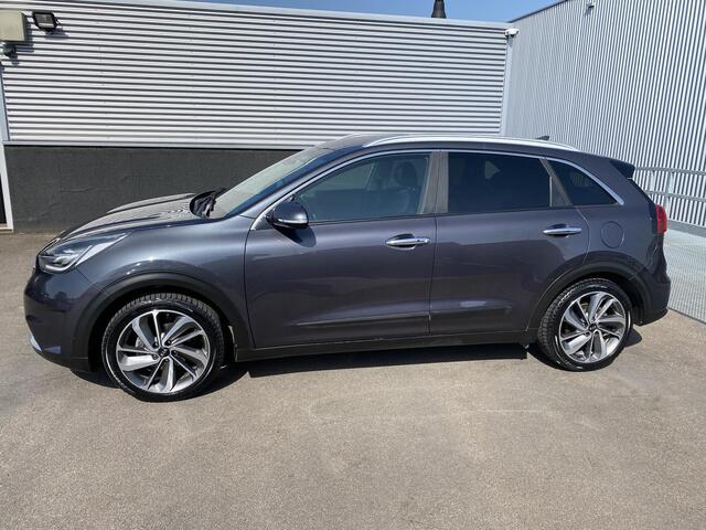 KIA Niro 1.6 GDi Hybrid DynamicPlusLine Navigatie, Apple CarPlay/Android Auto, JBL audio, dodehoek detectie, Elek. verst. bestuurdersstoel, achteruitrij camera, parkeersensoren, draadloze telefoonlader