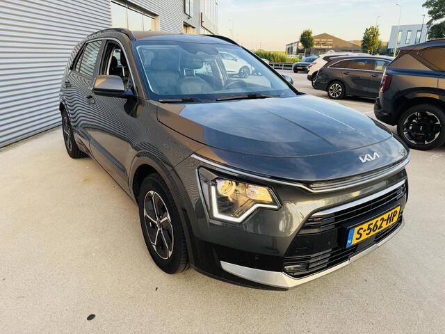 KIA Niro 1.6 GDi Hybrid DynamicLine NW geleverd & Onderhouden | Clima | Cruise | DAB+ | Camera | Navi