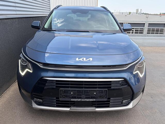 KIA Niro 1.6 GDi Hybrid DynamicLine Navigatie, 18" LMV, Achteruitrijcamera, Parkeersensoren voor + achter, Adaptieve cruise control, Climate control