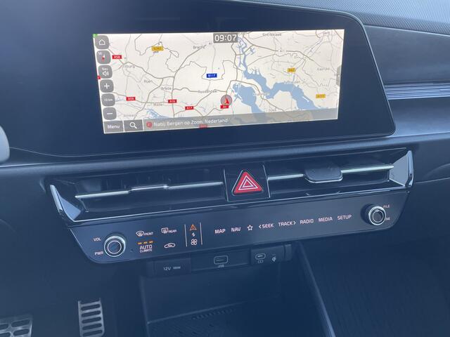 KIA Niro 1.6 GDi Hybrid ExecutiveLine Navigatie, Leder, 18"Lm, LED, Afn.Trekhaak, Stoel/Stuurverwarming, Head Up Display