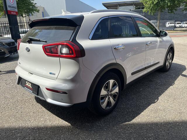 KIA Niro 1.6 GDi Hybrid ExecutiveLine // SCHUIF-KANTELDAK // LEDER // ELEK.STOEL+GEHEUGEN // DODEHOEK // JBL // KEYLESS // STOELVERKOELING-VERWARMING //