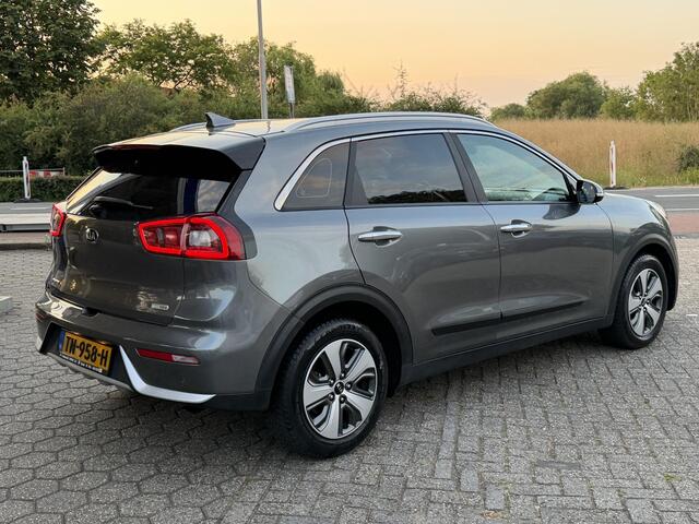KIA Niro 1.6 GDi Hybrid DynamicLine NAVI | KLIMA | CAMERA | BOVAG !!