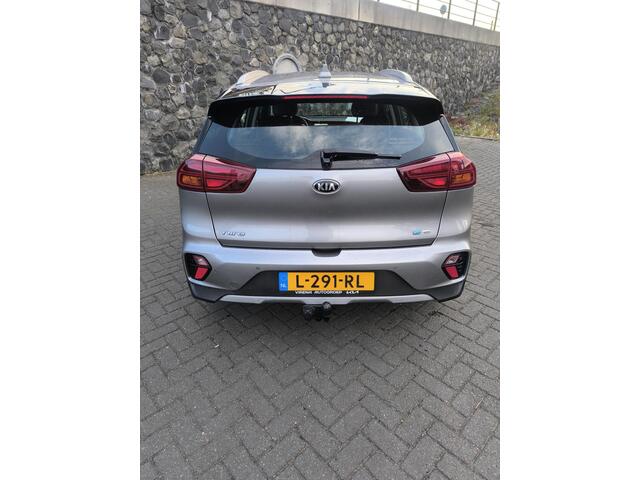 KIA Niro 1.6 GDi Hybrid DynamicLine adapt Cruise control, car play & android, trekhaak, navi, camera, Dab audio, park distance.