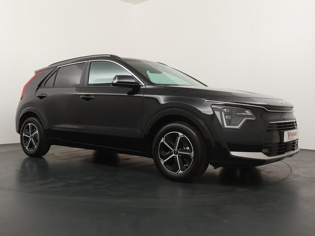 KIA Niro 1.6 GDi Hybrid DynamicPlusLine - Adaptive cruise control - Stoel/Stuurverwarming - Head-up display - Schuif/kanteldak - Automatische achterklep - Achteruitrij camera - LED koplampen Fabrieksgarantie t/m 28-06-2032