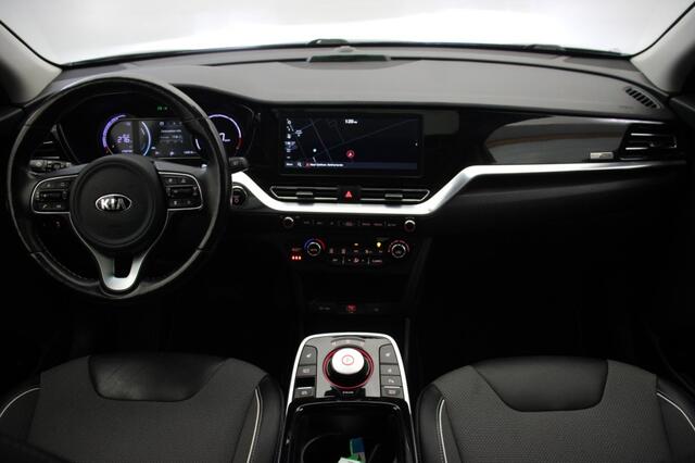 KIA Niro E-Niro DynamicPlusLine 64 kWh 3 Fase - Carplay, Camera, Stoelverw. Trekhaak, Dakraam. SOH 99%