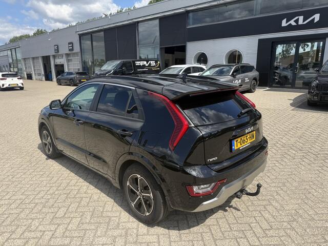 KIA Niro 1.6 GDi HEV Launch Edition + TREKHAAK