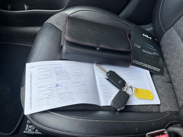 KIA Niro 1.6 GDi PHEV DynamicLine // ADAPT. CRUISE // AFN. TREKHAAK // CAMERA+SENSOREN // HALF LEDER // NAVI+CARPLAY //