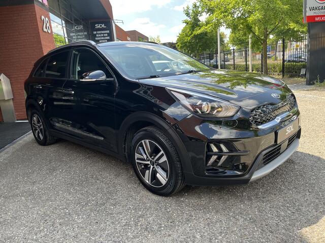 KIA Niro 1.6 GDi PHEV DynamicLine // ADAPT. CRUISE // AFN. TREKHAAK // CAMERA+SENSOREN // HALF LEDER // NAVI+CARPLAY //