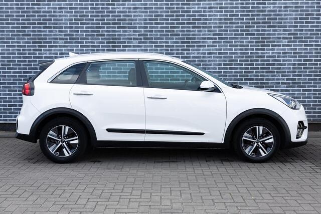 KIA Niro 1.6 GDi Hybrid DynamicLine | Navigatie | Apple Carplay | Android Auto | Achteruitrijcamera | Parkeersensoren | Cruise Control Adaptief | Climate Control | Lichtmetalen Velgen | Dealeronderhouden